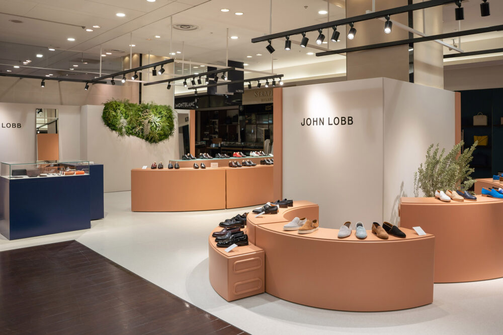 JOHN LOBB Pop-up